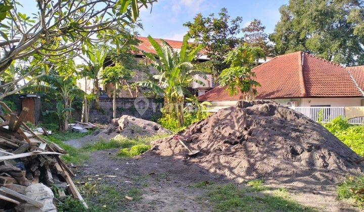 Land on Jalan Antasura, Denpasar SHM 450 m² 1