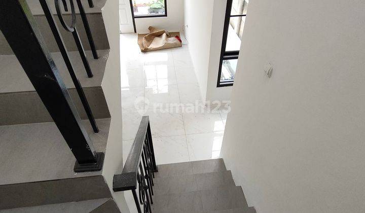 Rumah mewah tanpa Dp free biaya biaya di Cibubur cicilan flat KPR 7