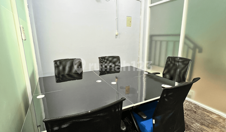 Sewa Ruang Kantor Murah di Menara Batavia, Jakarta Pusat 