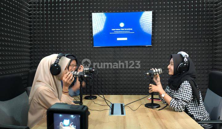 Studio Podcast Murah Dan Lengkap di Bekasi  1