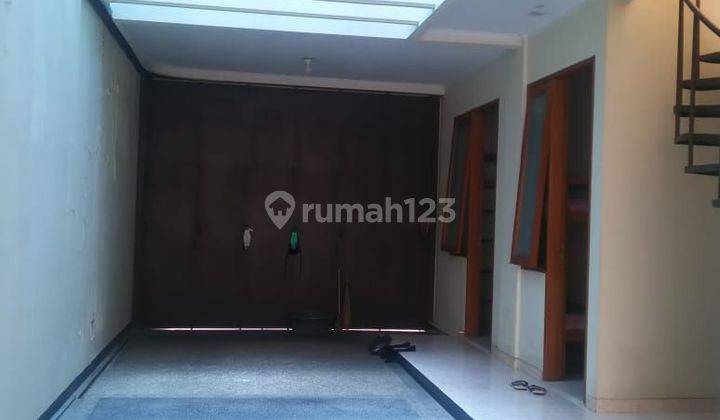 Rumah mewah di Pondok Hijau luas tanah hampir  700 m 2