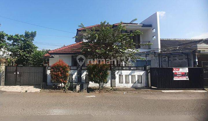 Rumah 2 lantai terawat dan siap huni di Bandung Timur 2