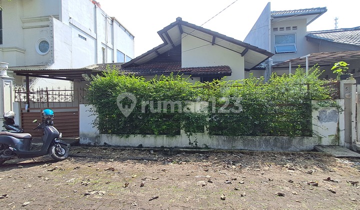 Asri House. Land area nearly 150 sqm. 2