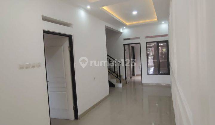 Rumah Baru Cakep 2 Lantai Dan Kamar Tidur 4 Di Sayap Jl Soekarno Hatta 1