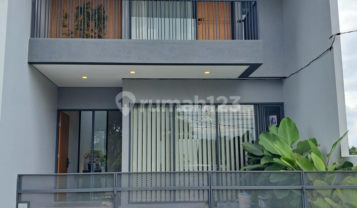 Elegant Ready-to-Occupy House in East Bandung