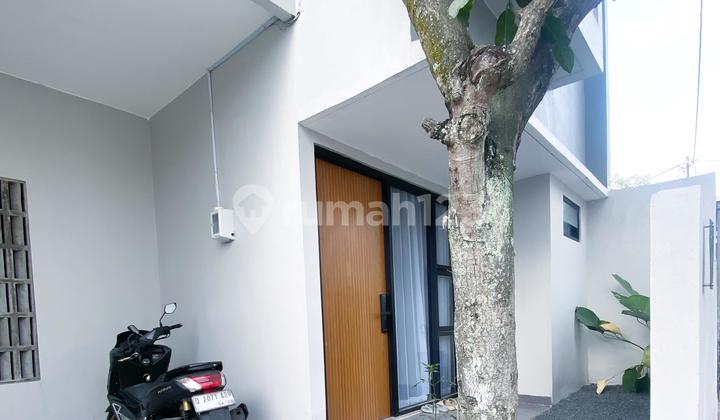 Rumah Cantik Keren Di Arcamanik Luas Tanah 102m Kamar Tidur 3 Hadap Selatan