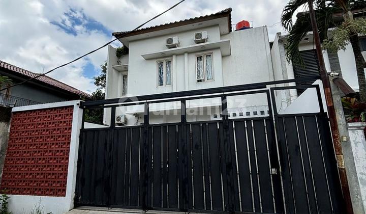 Rumah Elegan & Modern Di Bandung Timur