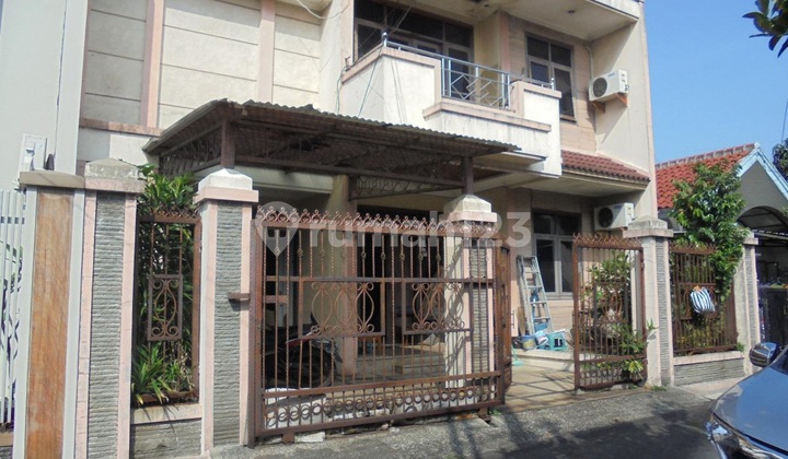 Rumah 2 Lantai Lokasi ******** Tengah Kota Bandung  2