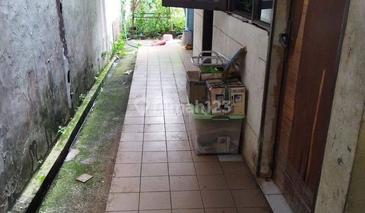 Di Jual Rumah Tua BU Tanah Luas 1