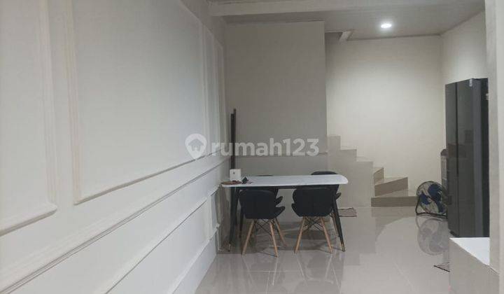 Di Jual Rumah Taman Pelem Semi Furnished 2