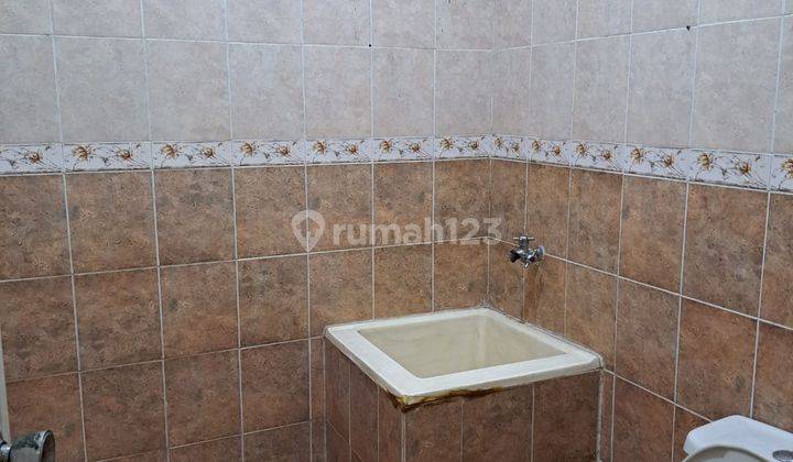 Rumah Bagus Siap Huni di Villa Nusa Indah 8