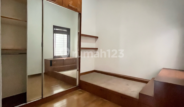 Rumah Jual Bagus Di Raffles Hills, Siap Huni 2