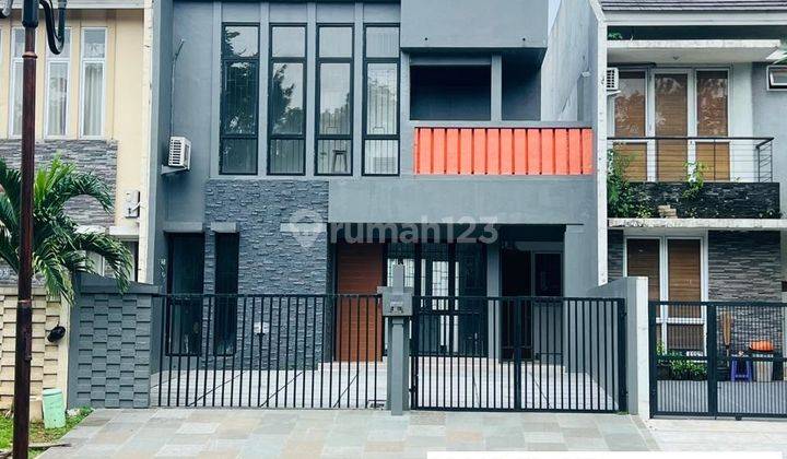 Dijual Rumah Cantik Di Legenda Wisata, Siap Huni 1