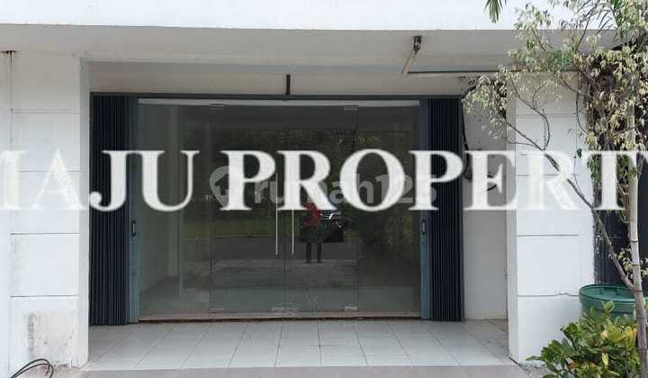 3-Story Shophouse in Raffles Hills, Ready to Use 2