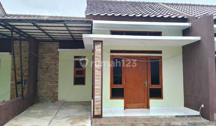 Jual Cash Rumah Dekat Stasiun Dan Jalan Utama 1