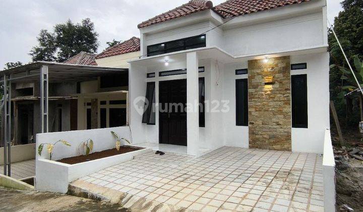 dijual rumah cantik siap huni legalitas shm 2