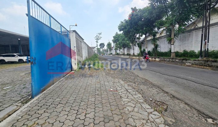 Ready-to-Use Warehouse