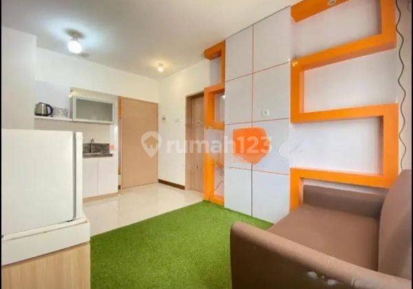 ruang keluarga apartemen bagus furnished the lodge