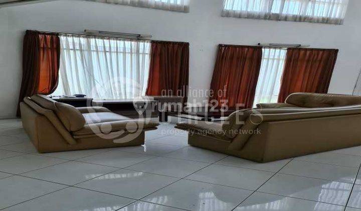 Disewakan Rumah Mewah Kawasan Cipaganti Permai 6