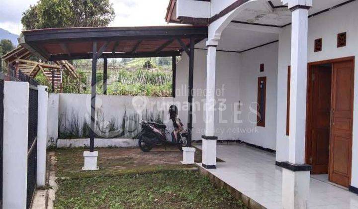 Dijual Rumah Kawasan Sejuak Cisarua Lembang 7
