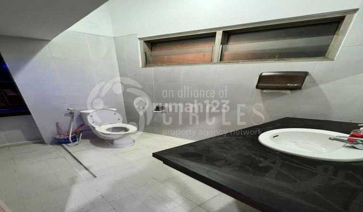 Dijual Ruko 3 Lantai di Ciumbuleuit, Bandung 7