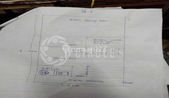 Disewakan Rumah Nyaman 4 Lantai di Sudirman, Bandung 8