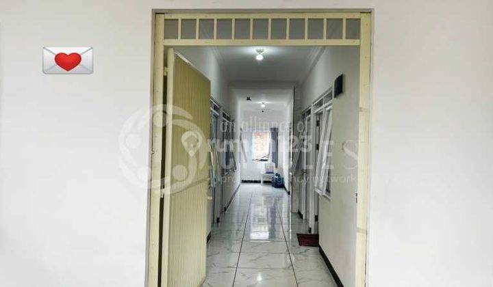 Rumah Kost 3 Lantai Bagus Unfurnished SHM di Cipedes , Bandung 1