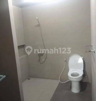 Rumah 2 Lantai Bagus Unfurnished SHM di Pasirjaya, Bandung 2