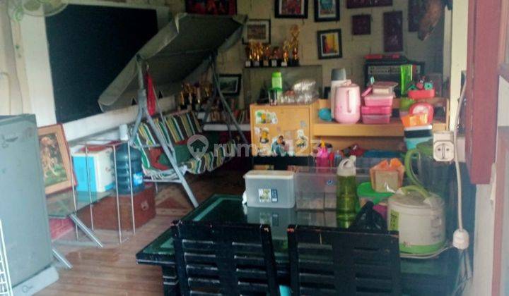 Rumah 2 Lantai Bagus Unfurnished SHM di Sariwangi, Bandung 2