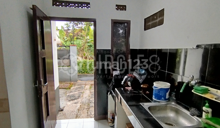 For Rent Comfortable Clean Move-in Ready House in Padasuka Cimahi For Rent Comfortable Clean Move-in Ready House in Padasuka Cimahi