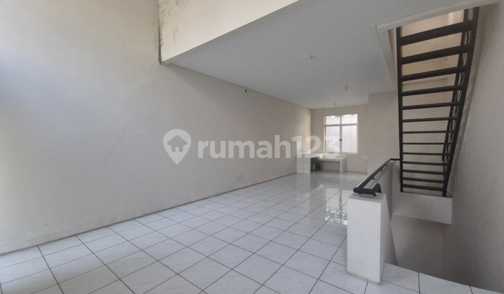 For Rent 2-Story Shop House Ready to Occupy in Kota Baru Parahyangan 1