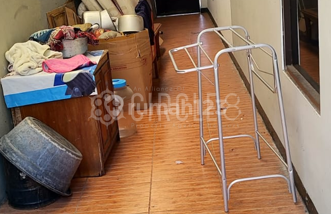 Nice Unfurnished House in Dago Asri, Bandung Nice Unfurnished House in Dago Asri, Bandung