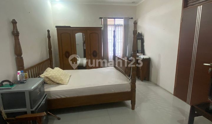 Comfortable Beautiful House with a Serene Environment in Ciwaruga, Bandung 2