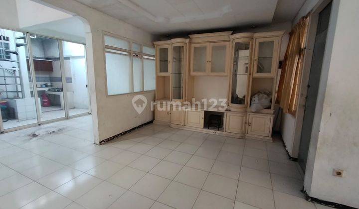 Rumah Bagus Unfurnished SHM di Taman Mutiara, Cimahi 1