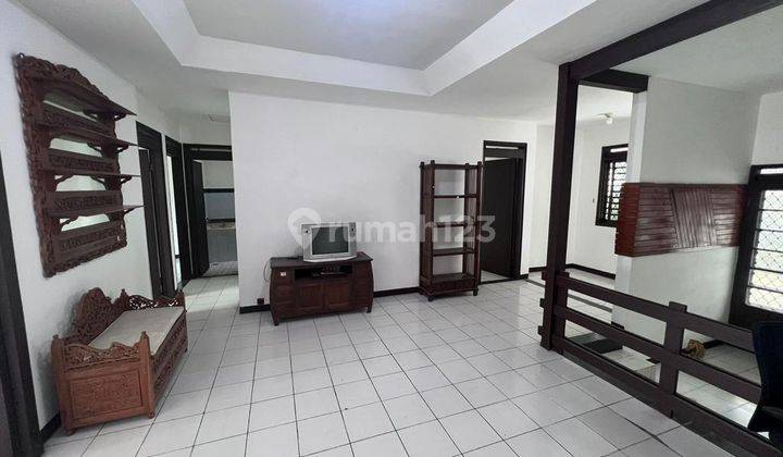 Dijual Rumah Unfurnished di Tubagus Ismail, Bandung 1