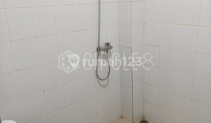 For Rent 2-Story Shop House Strategic Location Gunung Batu Bandung 2