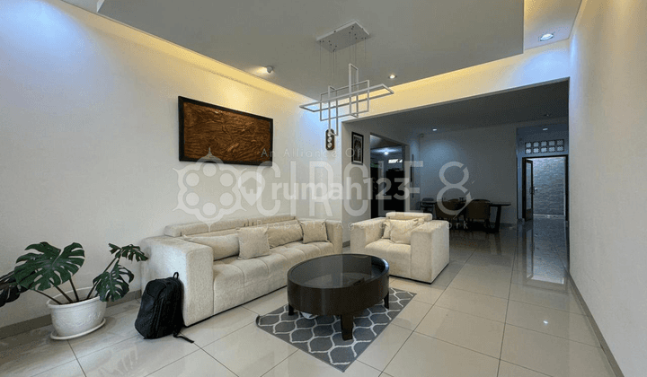 Rumah Furnished Nyaman Kawasan Strategis di Gegerkalong, Bandung 1