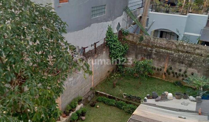 Dijual Rumah 2 Lantai Unfurnished di Sariwangi, Bandung 2