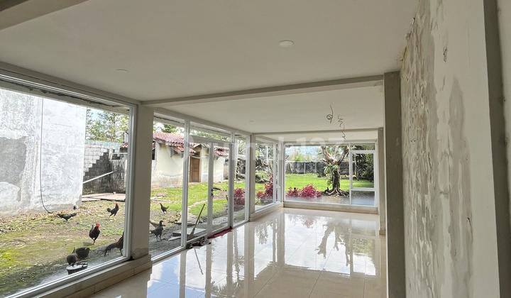 Rumah Rasa Villa di Kawasan Sejuk Lembang, Bandung