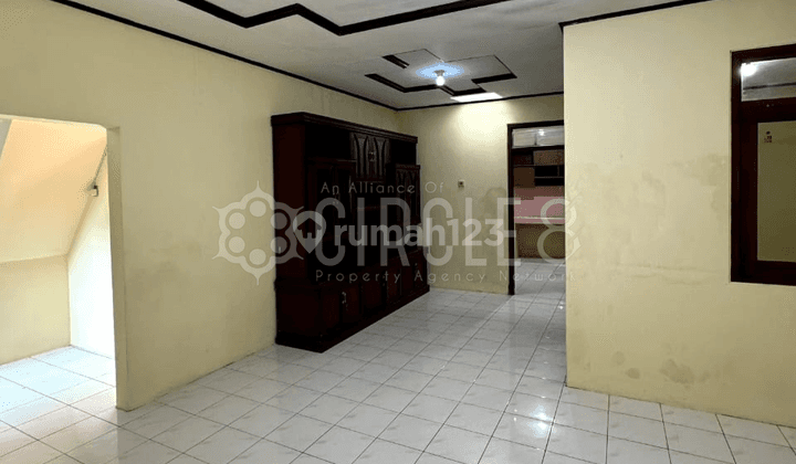 Rumah Kontrakan Bagus Unfurnished SHM di Sarijadi, Bandung 1