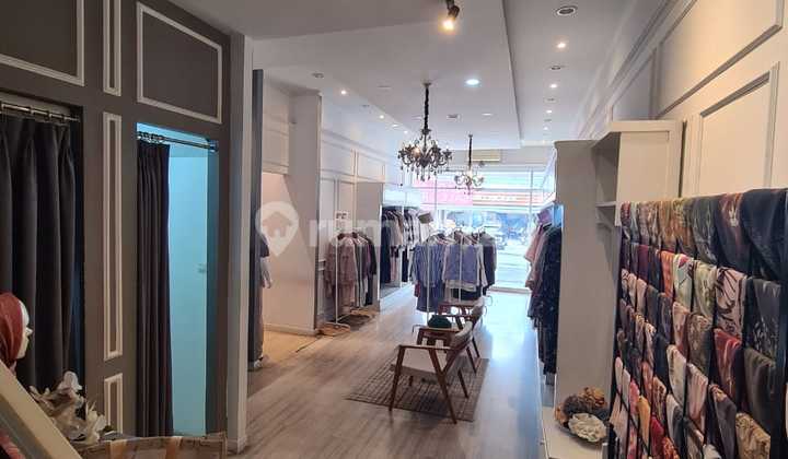 Ruko Bagus 3 Lantai di Lengkong, Bandung