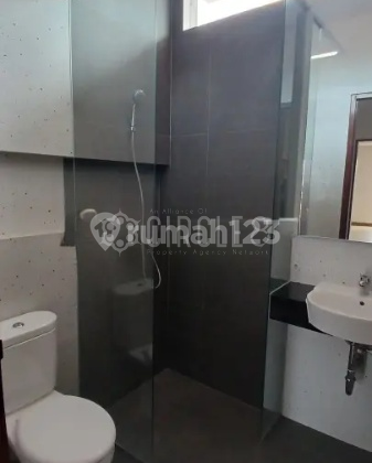 For Sale Comfortable House in Strategic Location at Sayap Pajajaran Bandung 2