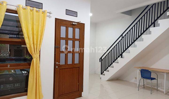 Dijual Rumah Minimalis Nyaman Unfurnish di Sariwangi Bandung 1