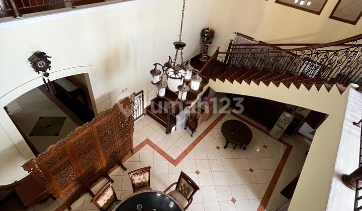 Luxury House for Sale Negotiable Until Deal in Sukaraja Bandung 1