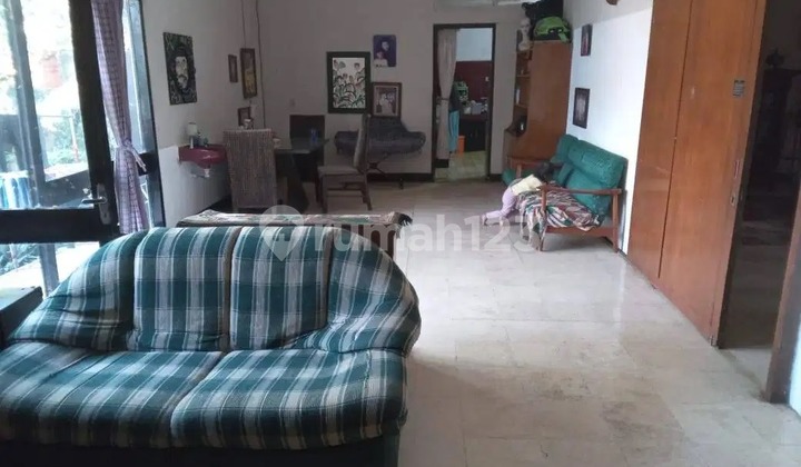 Super Wide Serene Unfurnished House in North Dago Hill, Bandung 2