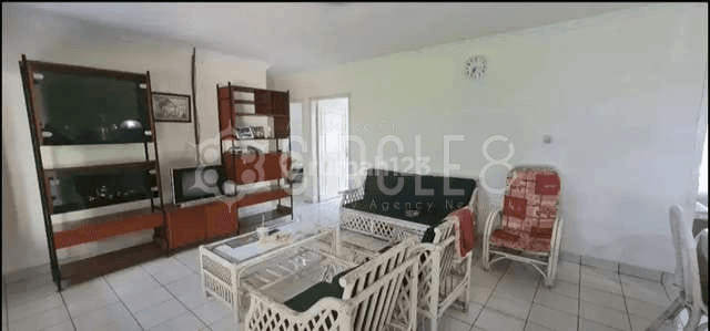 Dijual Rumah Luas dan Nyaman di Setiabudi 1