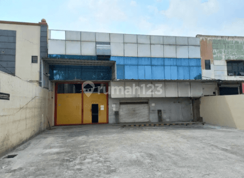 Gudang Puri Meruya Jakarta Barat Luas 820 M2 Siap Pakai  1