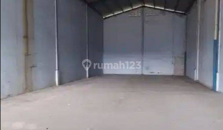 Gudang Siap Pakai Luas 300 m di Pergudangan Kamal Bisnis Center 1