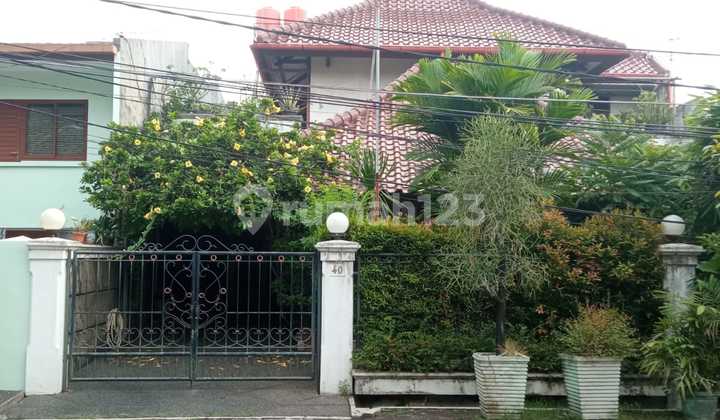 Rumah di Rawamangun 2 Lantai jl besar 3 mobil