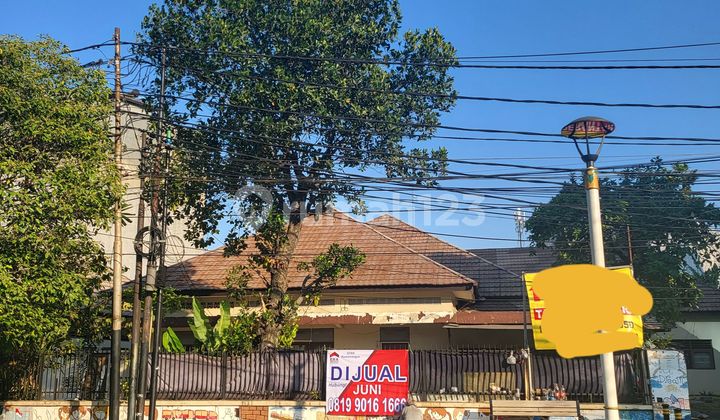 Rumah lama jl besar cocok buat gedung kantor atau usaha lainnya sertifikat SHM Rumah lama jl besar cocok buat gedung kantor atau usaha lainnya sertifikat SHM